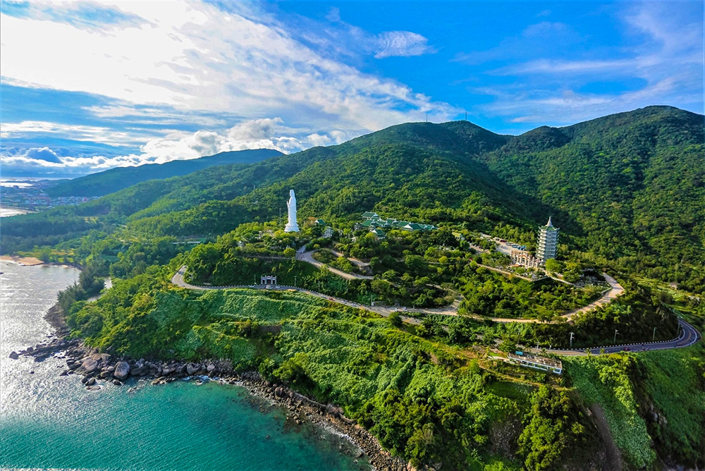 Son Tra Peninsula